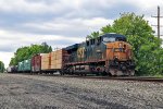 CSX 772 on M-409